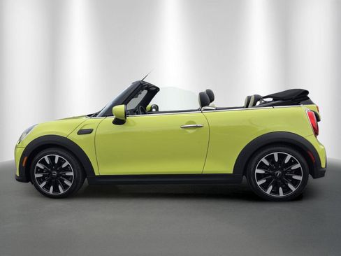 Used 2022 MINI Cooper Convertible w/ Driver Assistance Package FWD image 4