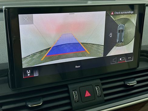 Used 2021 Audi Q5 Premium Plus w/ Premium Plus Package image 22