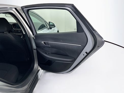Used 2023 Hyundai Sonata SE image 29