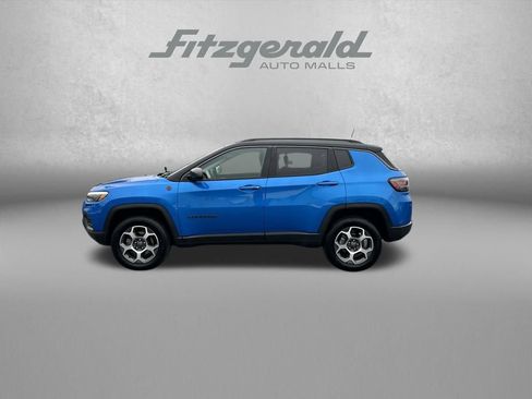 Used 2022 Jeep Compass Trailhawk w/ Trailhawk Elite Group image 4