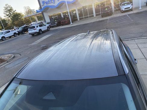 Used 2023 Nissan Rogue SV FWD image 32