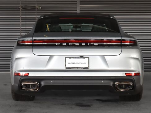 New 2026 Porsche Panamera image 9