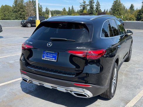 Used 2026 Mercedes-Benz GLC 300 4MATIC image 8