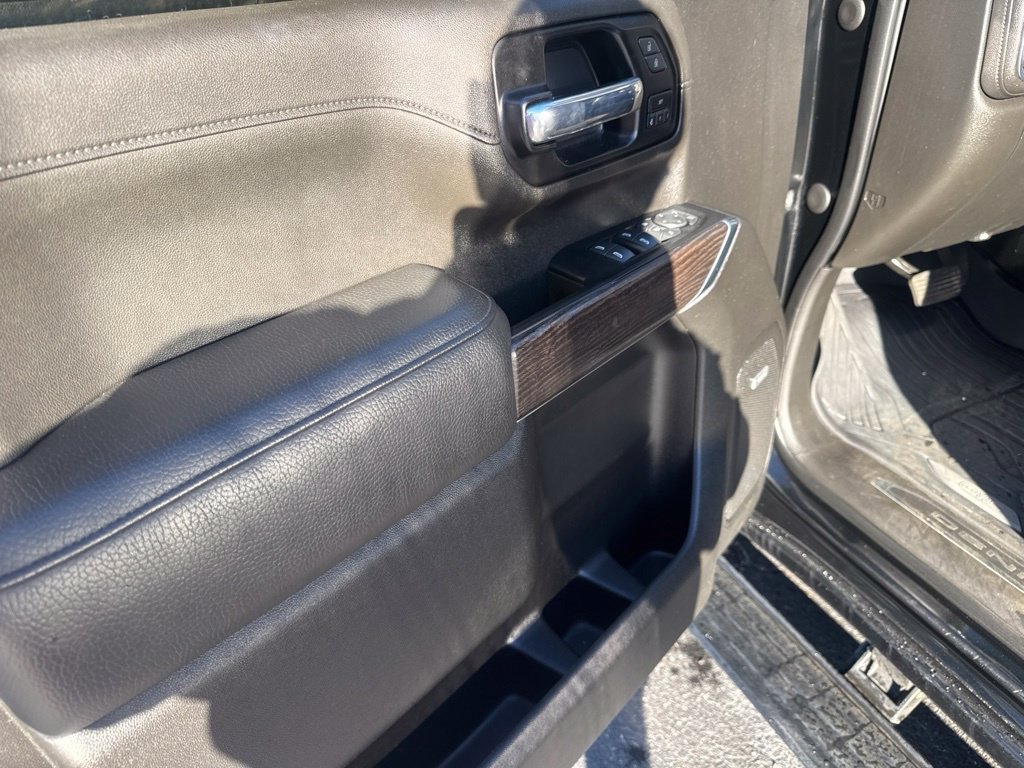 Used 2022 GMC Sierra 3500 Denali AWD/4WD image 20