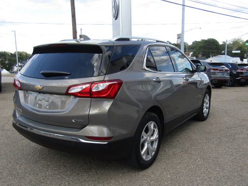 Used 2018 Chevrolet Equinox Premier image 8