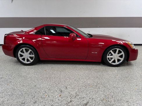 Used 2004 Cadillac XLR image 27