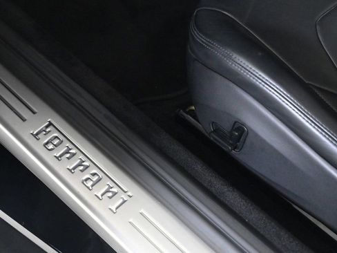 Certified 2019 Ferrari Portofino image 20