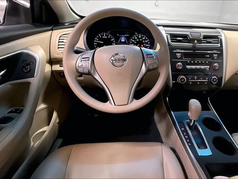 Used 2015 Nissan Altima 2.5 S w/ Power Driver Seat Package image 8