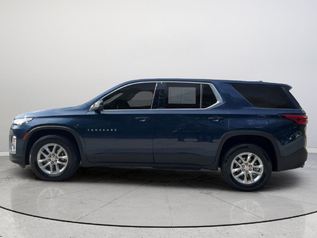 Used 2023 Chevrolet Traverse LS FWD image 5