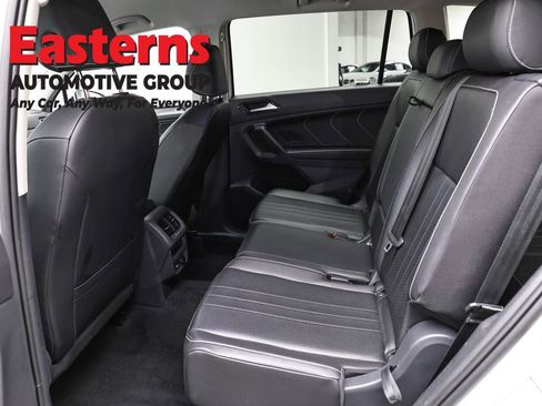 Used 2024 Volkswagen Tiguan SE FWD image 20