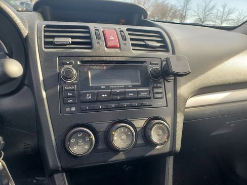 Used 2014 Subaru Crosstrek 2.0i Premium w/ Moonroof Package image 18