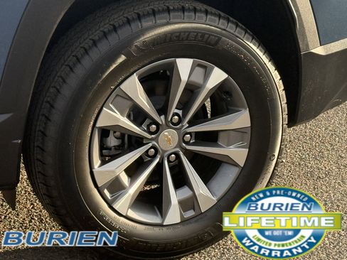 New 2026 Chevrolet Equinox LT w/ Convenience Package II image 30