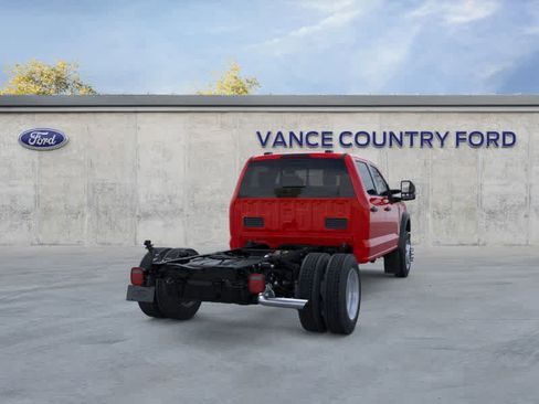 New 2026 Ford F550 4x4 Crew Cab image 8