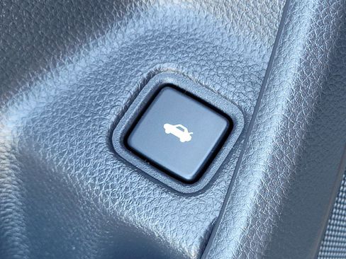 Used 2021 Honda Accord EX-L image 18