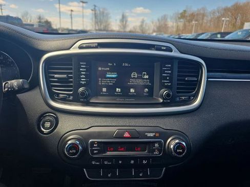 Used 2019 Kia Sorento EX AWD/4WD image 25