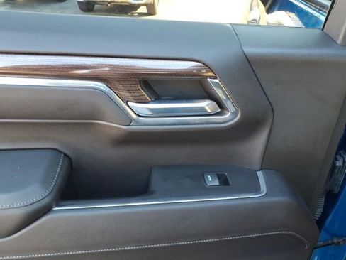 Used 2023 Chevrolet Silverado 1500 LT Trail Boss image 6