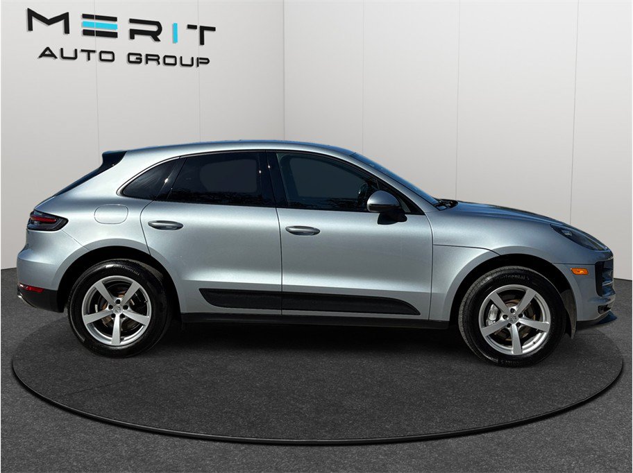 Used 2020 Porsche Macan AWD/4WD image 10