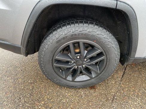 Used 2021 Jeep Grand Cherokee Limited w/ Sun & Sound Group image 15