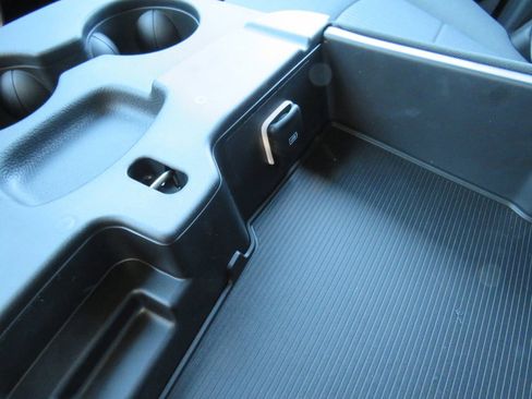 New 2023 RAM 3500 SLT w/ Quick Order Package 2YG SLT image 34