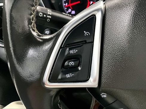 Used 2022 Chevrolet Camaro LT RWD image 16