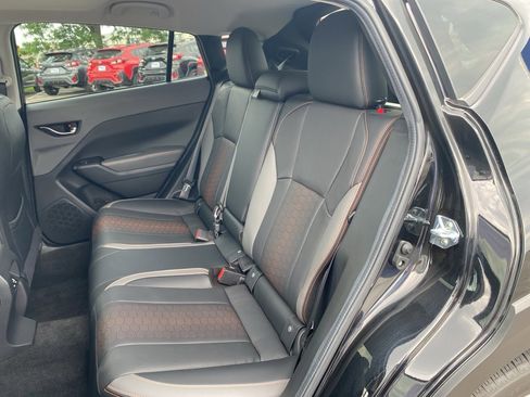 Used 2025 Subaru Crosstrek 2.5i Limited w/ Popular Package #4A image 11