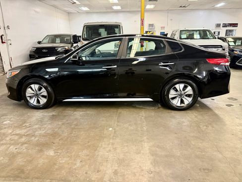 Used 2017 Kia Optima Premium FWD image 8