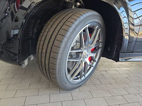 New 2026 Mercedes-Benz GLE 63 AMG S image 34