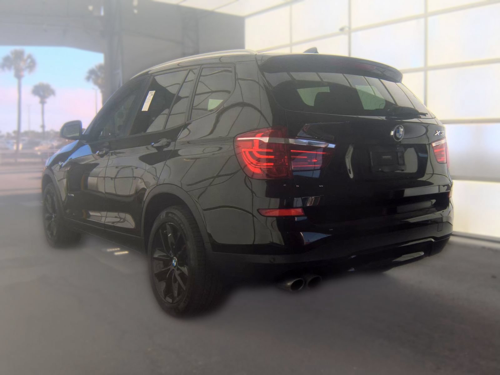 Used 2016 BMW X3 xDrive28i AWD/4WD image 2
