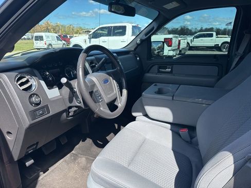 Used 2014 Ford F150 XLT w/ Equipment Group 302A Luxury image 9