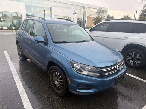 Used 2017 Volkswagen Tiguan S AWD/4WD image 3