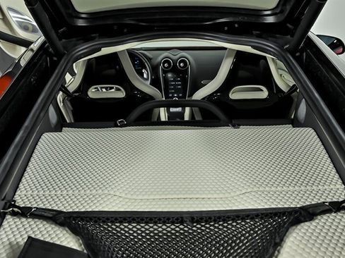 Used 2023 McLaren GT RWD image 16