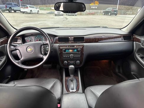 Used 2013 Chevrolet Impala LTZ image 20