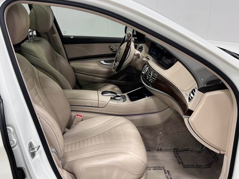 Used 2016 Mercedes-Benz S 550 Sedan image 35