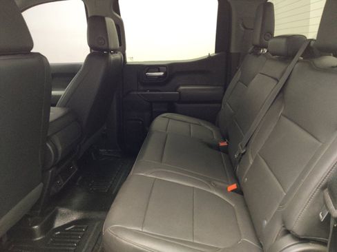 Used 2021 Chevrolet Silverado 1500 W/T w/ WT Value Package AWD/4WD image 18