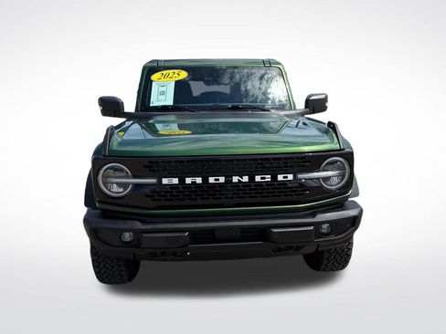Used 2025 Ford Bronco Outer Banks AWD/4WD image 2