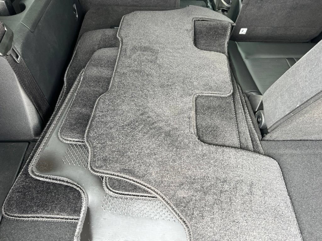 Certified 2025 Kia Sorento X-Line EX AWD/4WD image 13