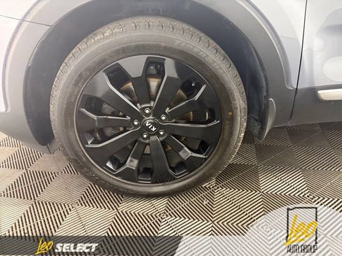 Used 2021 Kia Telluride S FWD image 23