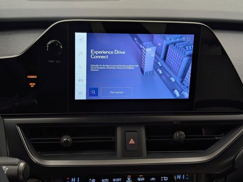 Used 2025 Lexus UX 300h FWD image 26