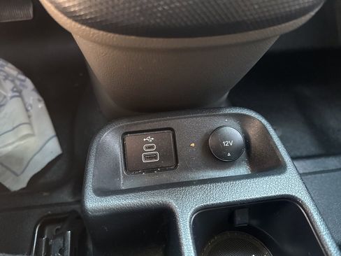 Used 2023 Ford Transit Connect XL image 28