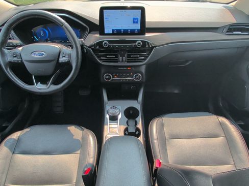 Used 2020 Ford Escape Titanium AWD/4WD image 10