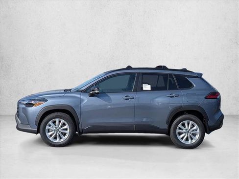 New 2026 Toyota Corolla Cross LE image 5