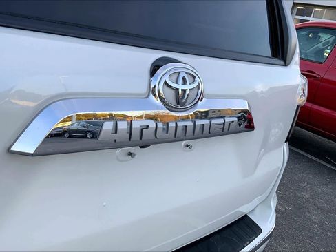 Used 2023 Toyota 4Runner Limited image 30