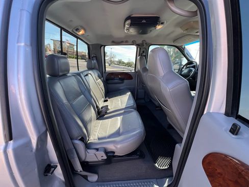 Used 2004 Ford F250 XLT image 24