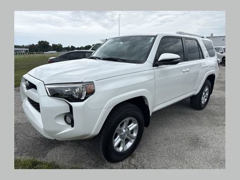Used 2018 Toyota 4Runner SR5 Premium AWD/4WD image 1