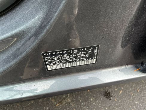 Used 2025 Volkswagen Jetta SE image 29