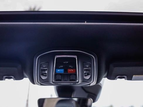 New 2025 Jeep Grand Cherokee L Altitude image 17