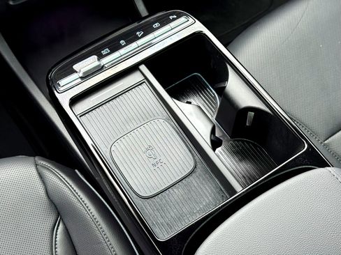 Used 2025 Hyundai Tucson Limited image 23