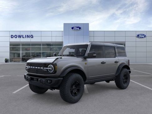New 2025 Ford Bronco Badlands w/ Sasquatch Package image 1