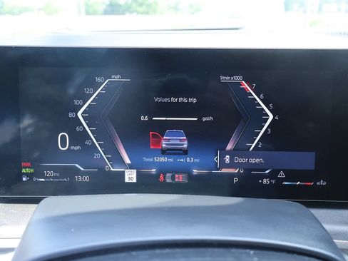 Used 2025 BMW X7 xDrive40i AWD/4WD image 34