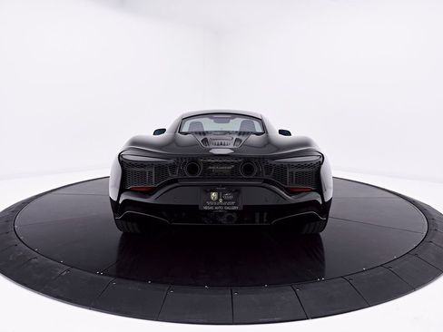 Used 2026 McLaren Artura RWD image 17